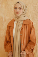 Lade das Bild in den Galerie-Viewer, LORA-Multifunktionstuch Creme