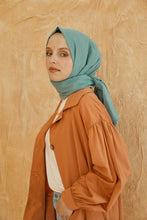 Lade das Bild in den Galerie-Viewer, Vual-Multifunktionstuch Babyblau