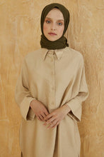 Lade das Bild in den Galerie-Viewer, LORA-Multifunktionstuch Khaki