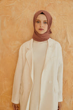 Lade das Bild in den Galerie-Viewer, LORA-Multifunktionstuch Indischrot