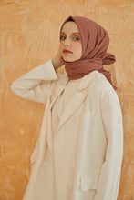 Lade das Bild in den Galerie-Viewer, LORA-Multifunktionstuch Indischrot