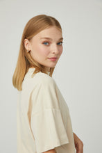 Lade das Bild in den Galerie-Viewer, Kurzarm Peru-Creme 100% Baumwolle🌿