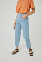 Lade das Bild in den Galerie-Viewer, Hose 100% Denim-Hellblau🌿