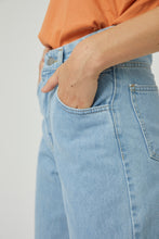 Lade das Bild in den Galerie-Viewer, Hose 100% Denim-Hellblau🌿