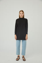 Lade das Bild in den Galerie-Viewer, Sweatshirt Barbara-Schwarz 100% Baumwolle🌿