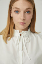 Lade das Bild in den Galerie-Viewer, Tulipa Hemd-Weiss🌿