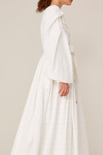 Lade das Bild in den Galerie-Viewer, Kleid Zürich-Weiss 100% Bio-Baumwolle🌿