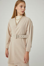 Lade das Bild in den Galerie-Viewer, Begonnene Jacke🌿