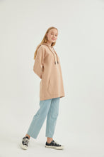 Lade das Bild in den Galerie-Viewer, SWEATSHİRT-Camel 100% Baumwolle🌿