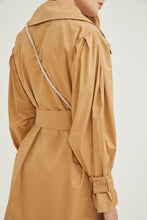 Lade das Bild in den Galerie-Viewer, Mila Women Mantel-Camel 100% Baumwolle🌿