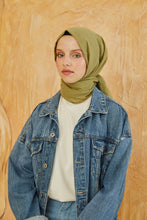 Lade das Bild in den Galerie-Viewer, Vual-Multifunktionstuch Melisa