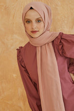 Load image into Gallery viewer, Vual multifunctional scarf petal pink
